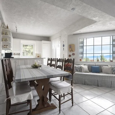 Villa By Luxlikehome Paliouri