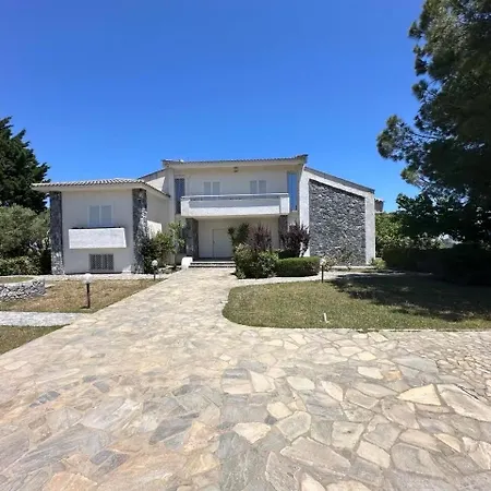 Villa By Luxlikehome Paliouri