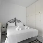 By Luxlikehome * Paliouri