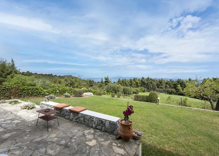 By Luxlikehome * Paliouri