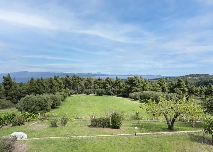 By Luxlikehome * Paliouri