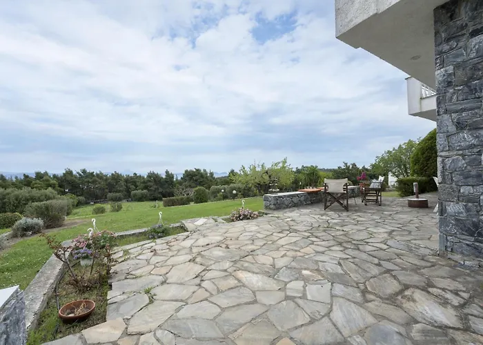 By Luxlikehome Willa